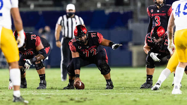 Alama Uluave